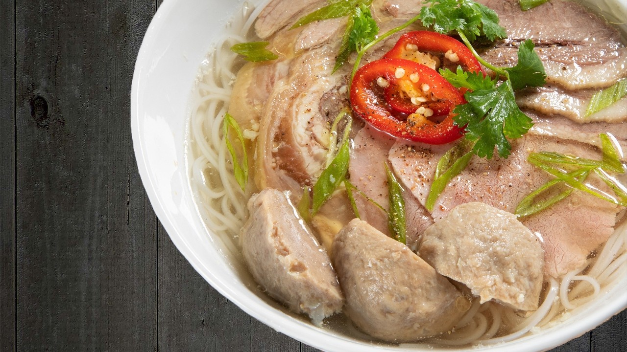 Build-Your-Own Beef Pho