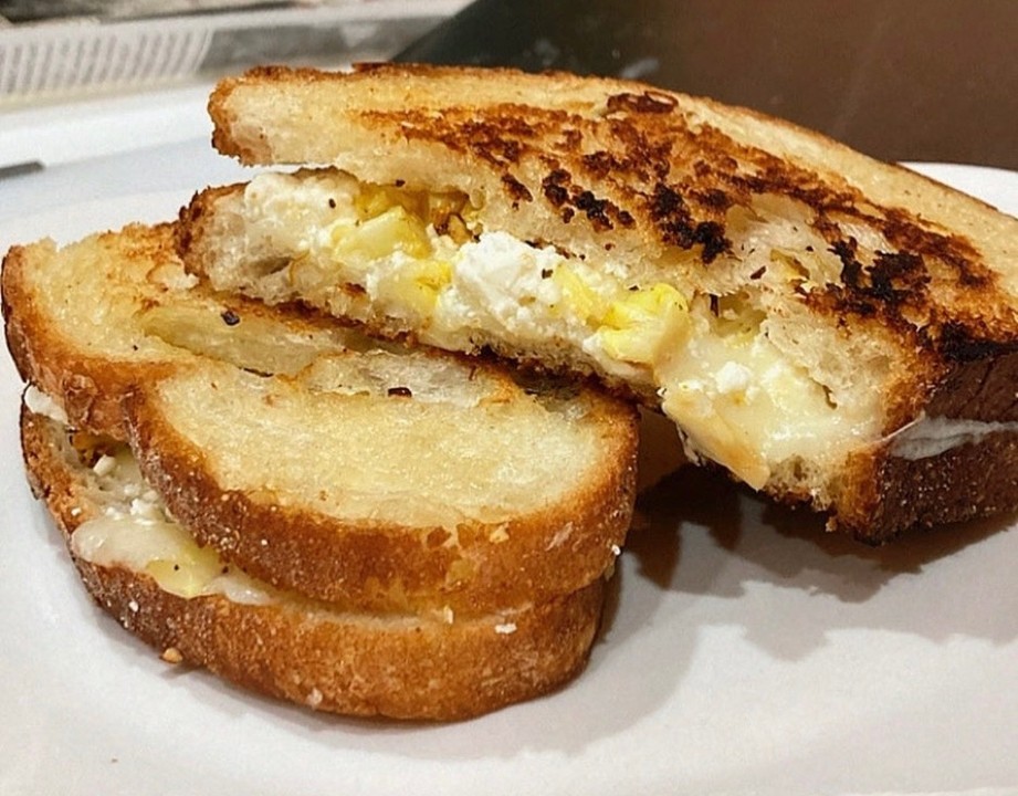 Daisy's Grilled Cheese