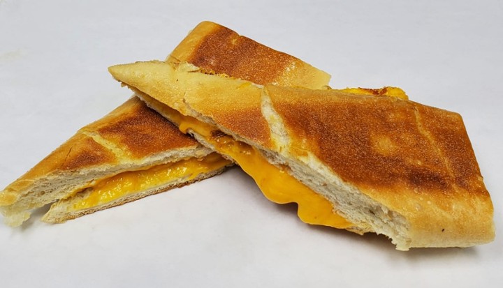 Toasted bread with cheese