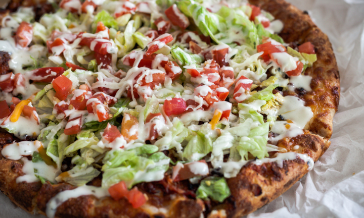 LG BLT Pizza