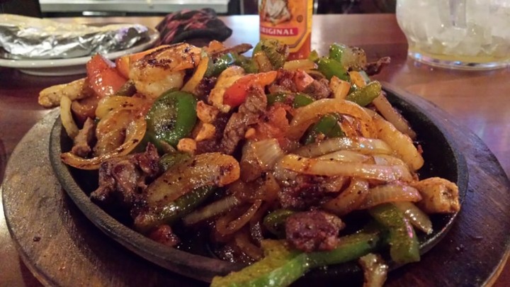 Steak & SHRIMP Fajitas