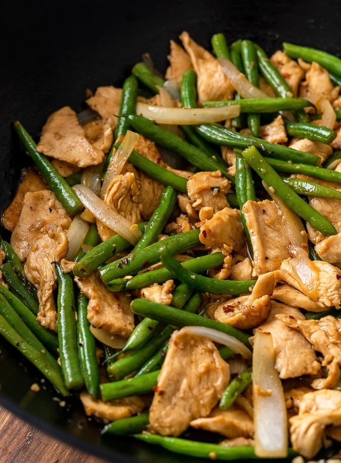 Chicken w/ String Beans & Onions