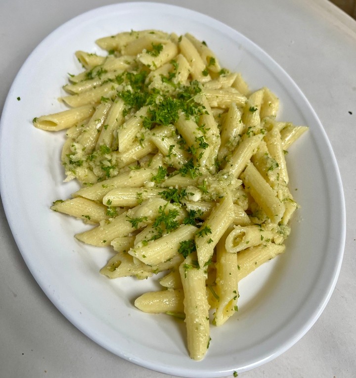 Pasta with Garlic and Oil