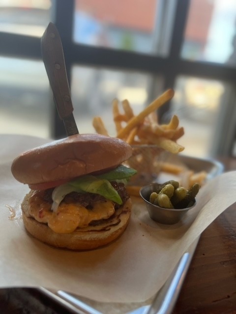 Pimento Cheese Burger (BW)