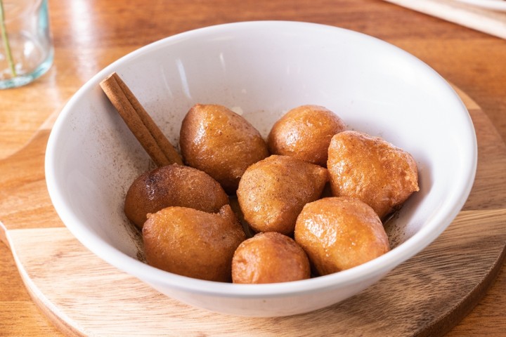 LOUKOUMADES