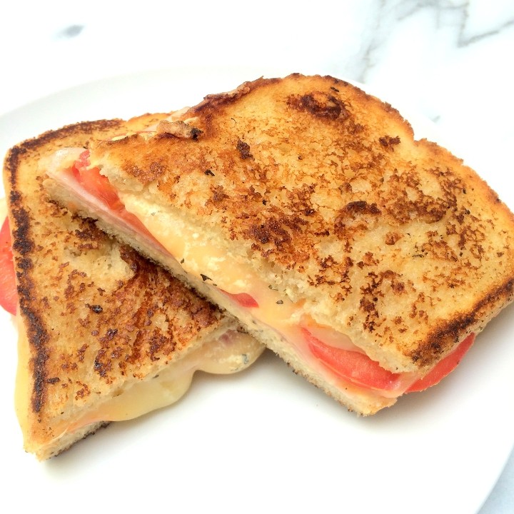 Grilled Cheese W/Tomatoes