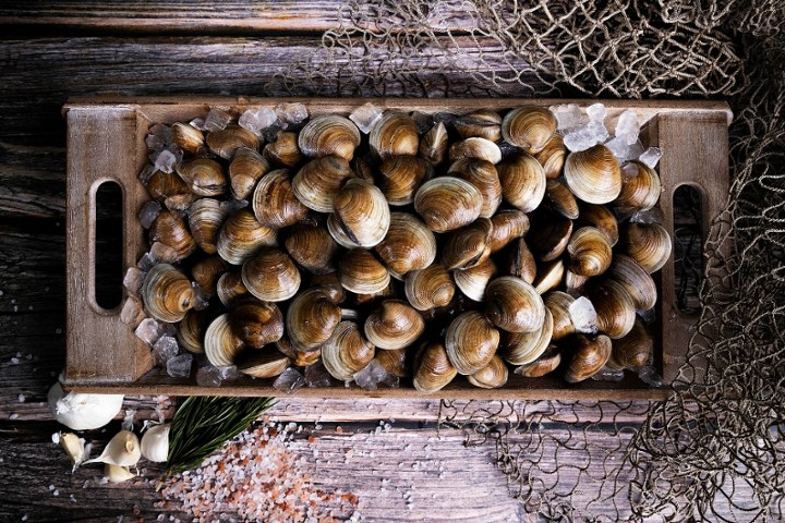 MIDDLENECK CLAMS - 100 CT BAG