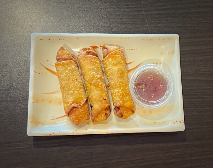 Chicken Egg Roll Party Box