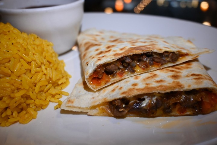 Quesadilla Con Bistec