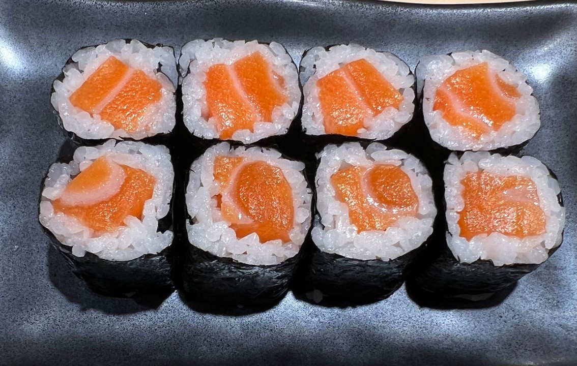 Salmon Roll * (G)