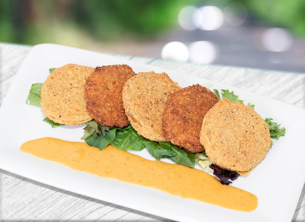 Lobster & Crab Cakes with Fried Green Tomatoes