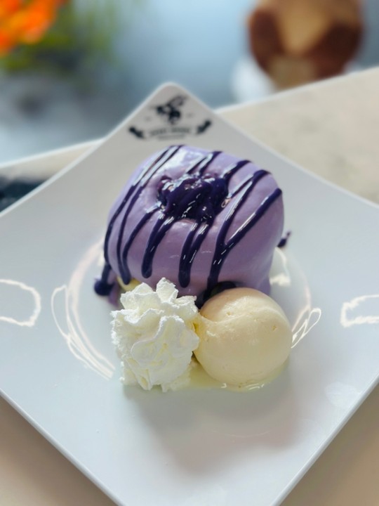 O8. Taro Soufflé Pancake