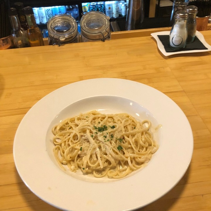 Linguine Alfredo