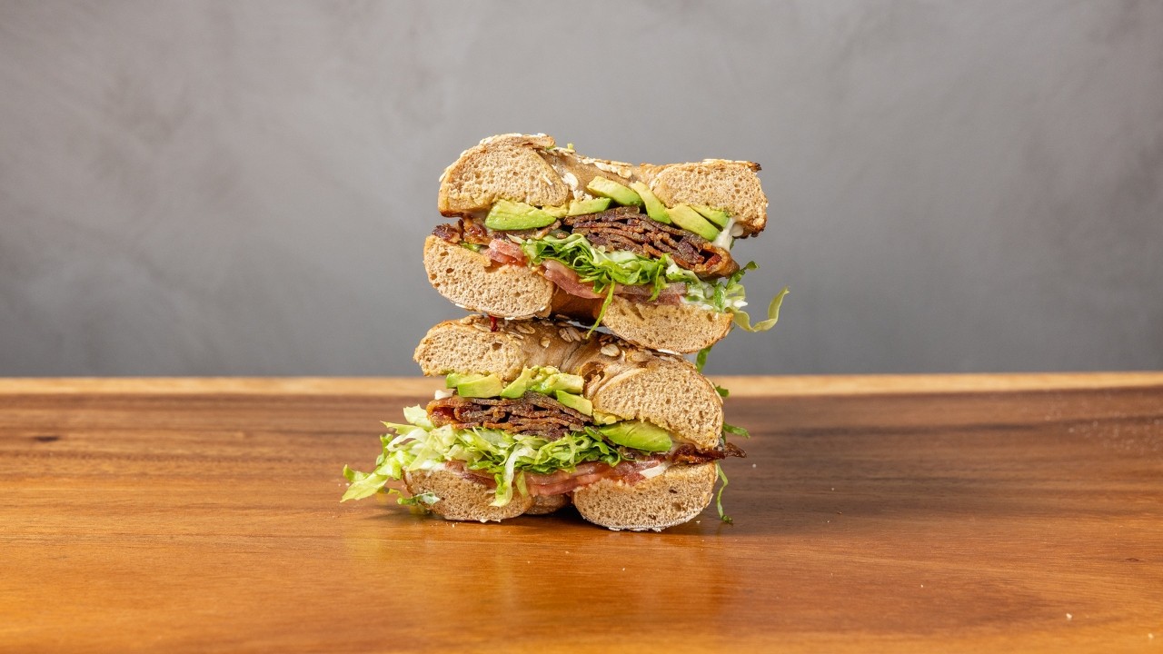B.L.T. Sandwich Deluxe