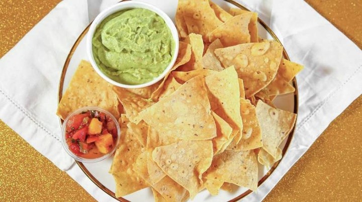 Chips & Large Guacamole