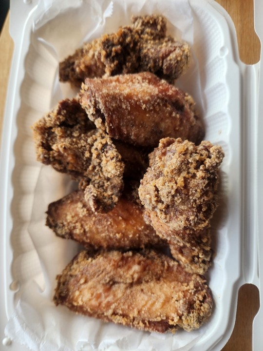 Crispy Salt & Pepper Wings 椒盐鸡翅