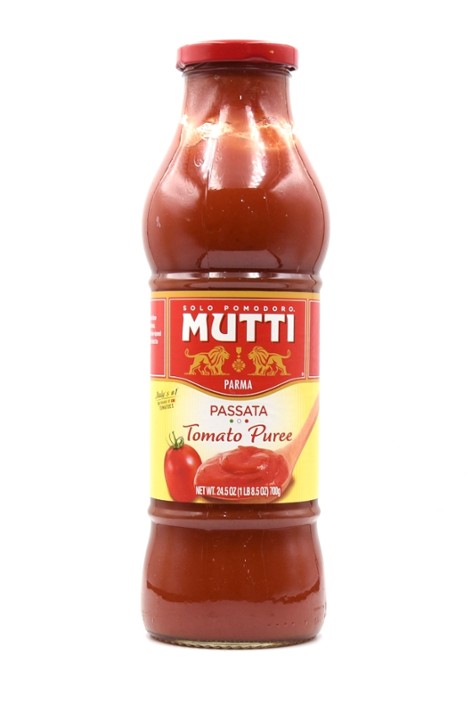Mutti Whole Peeled Tomatoes w/basil 24.5oz