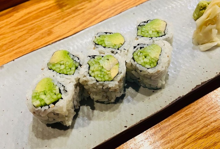 Avocado & Cucumber roll