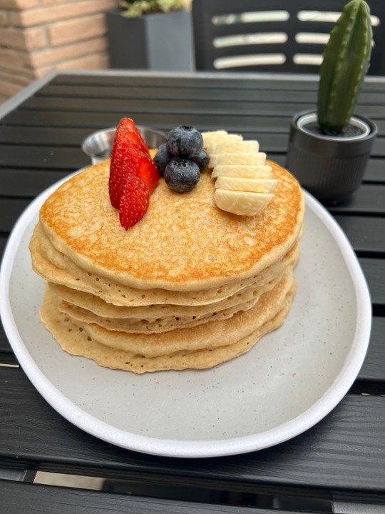 Protein Granola Pancakes 1 Fruit choice (4)