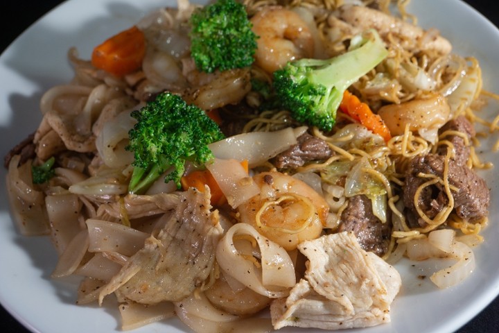 Stir Fry Noodle - Hủ Tiếu/Mì Xào