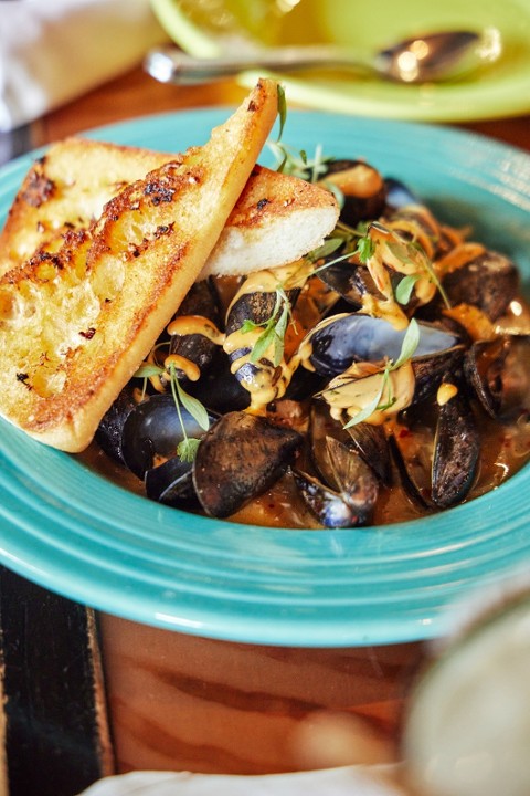 Chorizo Mussels