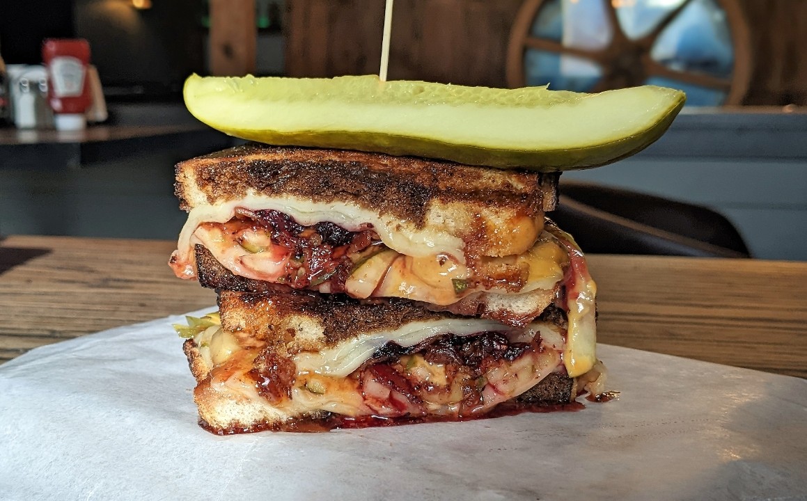 The Toasted Pickle Rockford Long Drink Cranberry Can