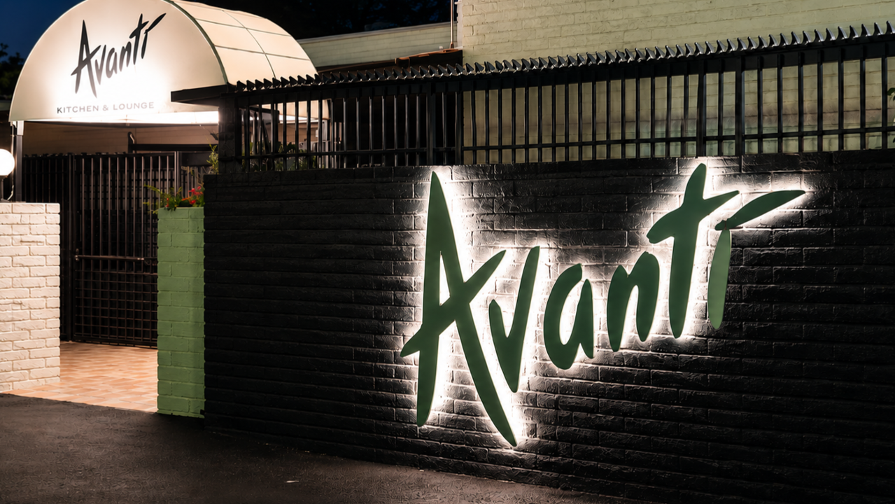 Avanti Restaurant & Catering  2728 E. Thomas Road
