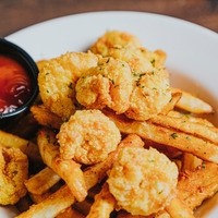 Kid Popcorn Shrimp & Fries