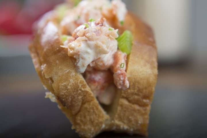 Maine Lobster Roll