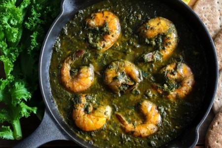 Shrimp Saag (Shrimp & Spinach) - Curry