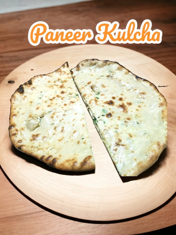 Paneer Kulcha (Cheese Naan) (1-Pc)