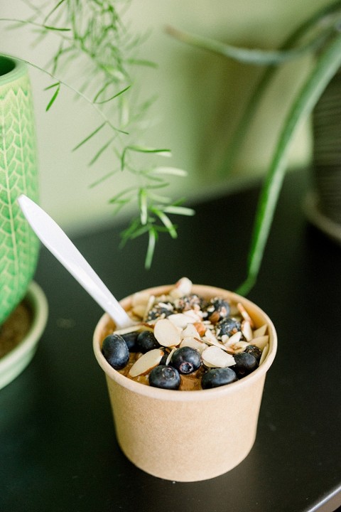 Blueberry Almond Oatmeal (Gluten Free)