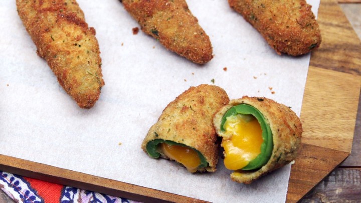 Cheddar Jalapeno Poppers (5)