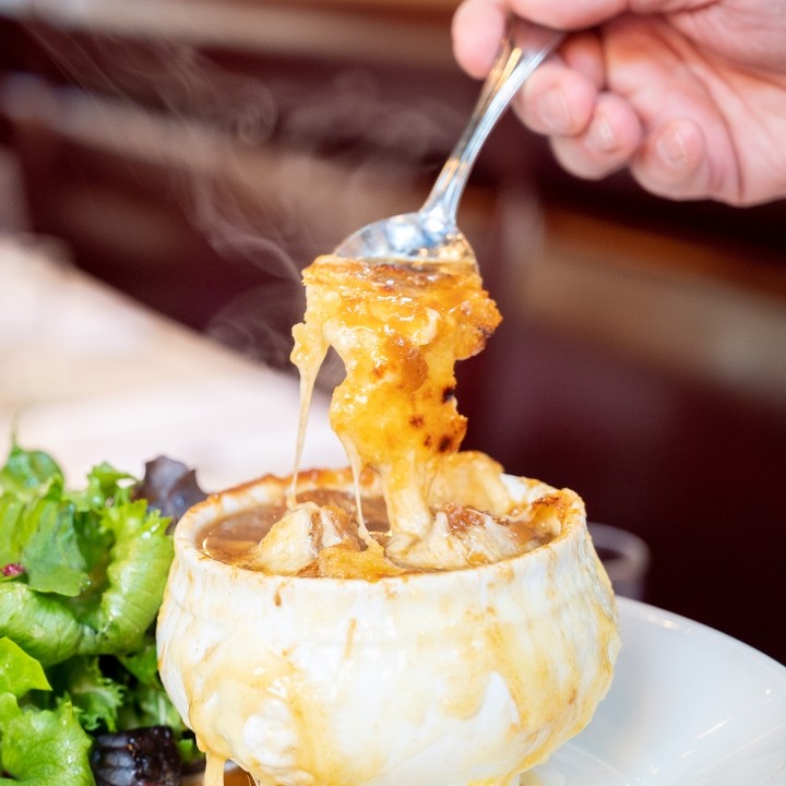 French Onion Soup et Salade