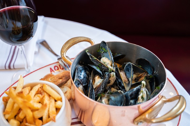 Moules En Cassoulette