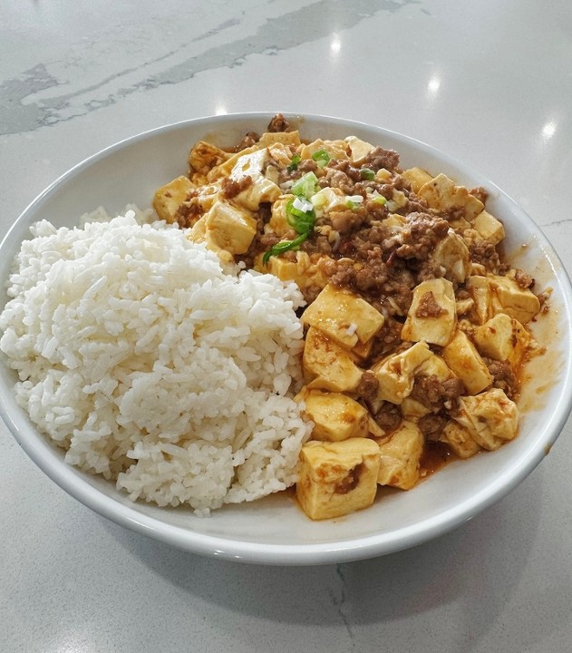 Szechuan Mapo Tofu Over Rice 四川麻婆豆腐饭