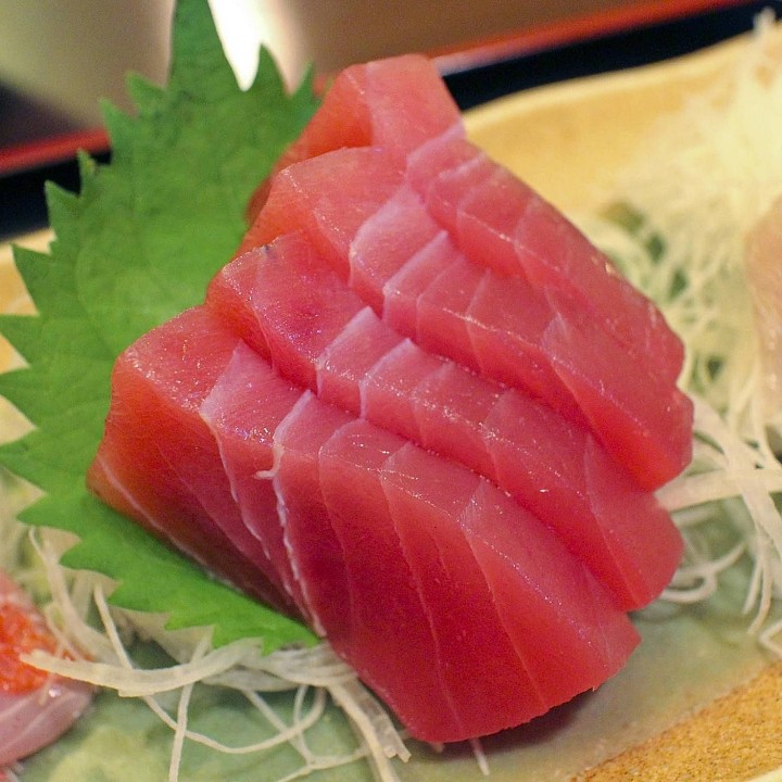 4 Pcs Tuna Sashimi Appetizer
