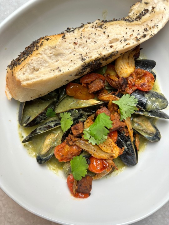 Salsa Verde Mussels