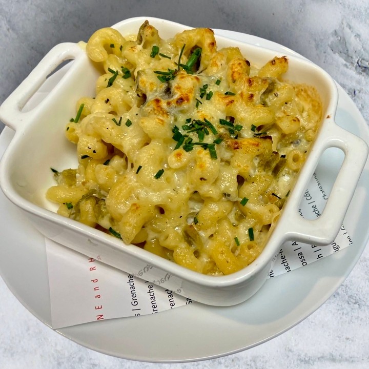 SMOKED GREEN CHILE MAC & CHEESE