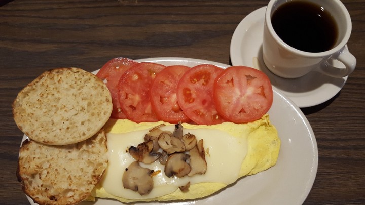 (#43) Egg Beater Mushroom & Low Fat Mozzarella Cheese Omelet with Toast