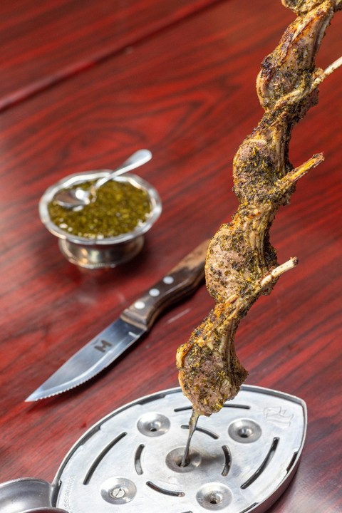 Carré de Cordeiro (5pcs)- Lamb chops