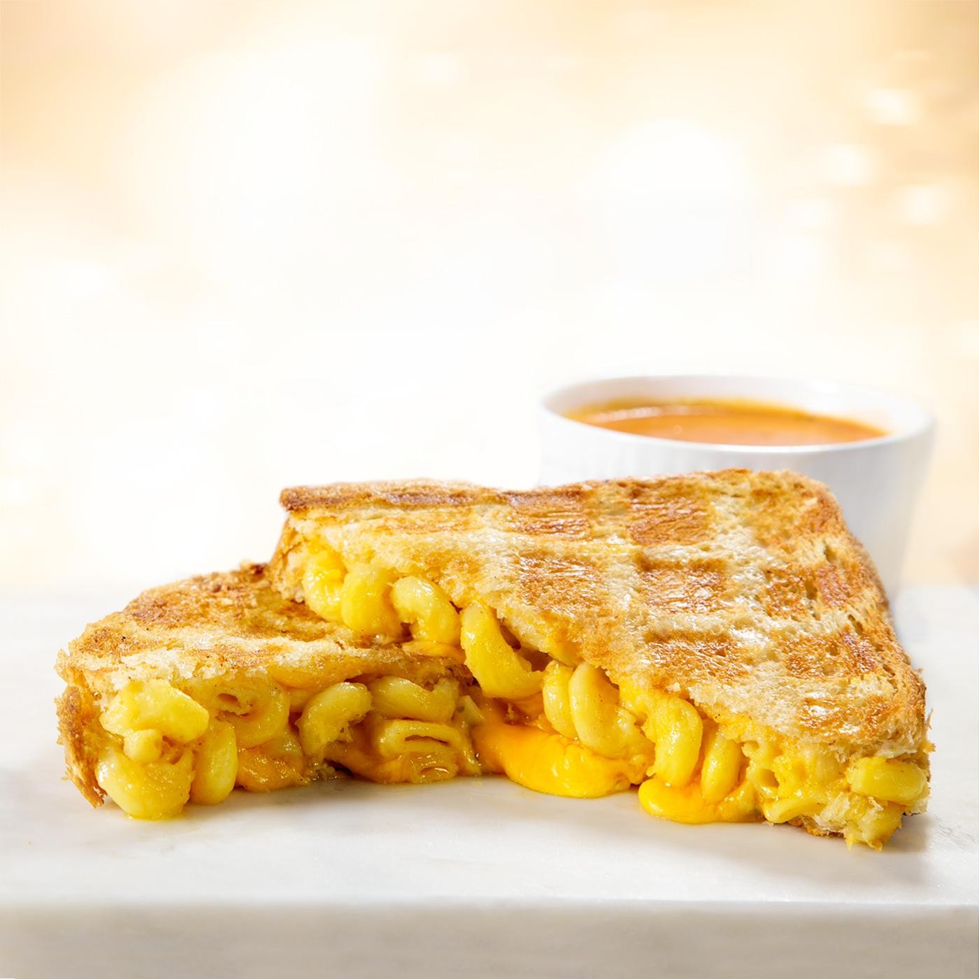 Manhattan Grilled Mac & Cheese