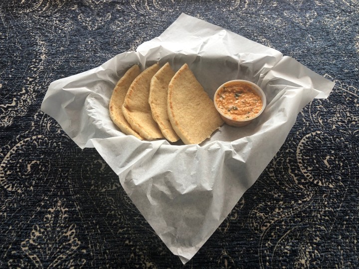 Spicy Feta Spread 2oz Cup with 1 Pita