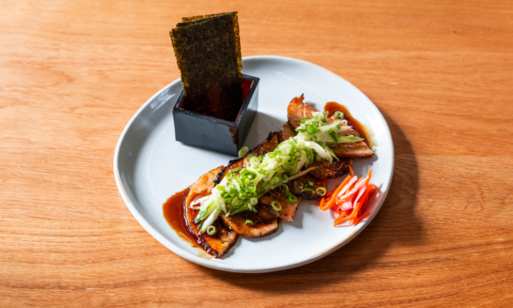 aburi chashu salad