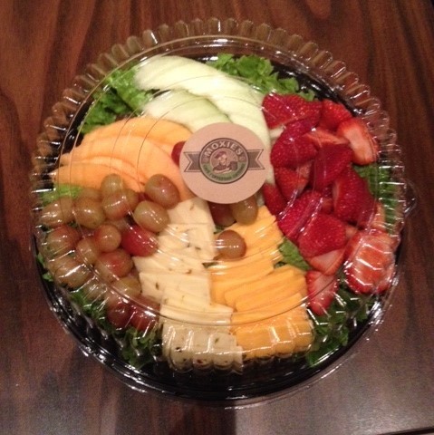 Cheese and Fruit Tray (Minimum 4)
