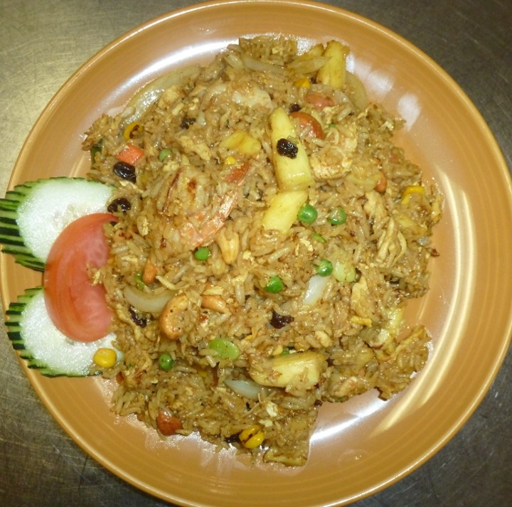 R3 Asian Thai Fried Rice