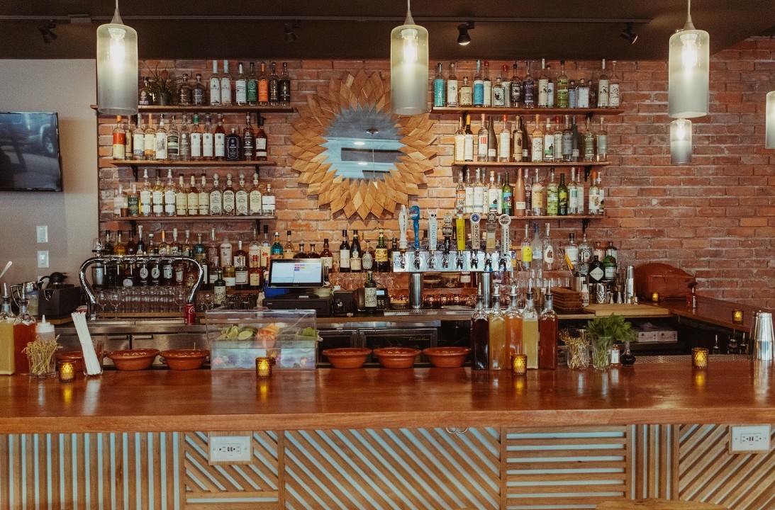 Ni Tuyo 730 South University Boulevard