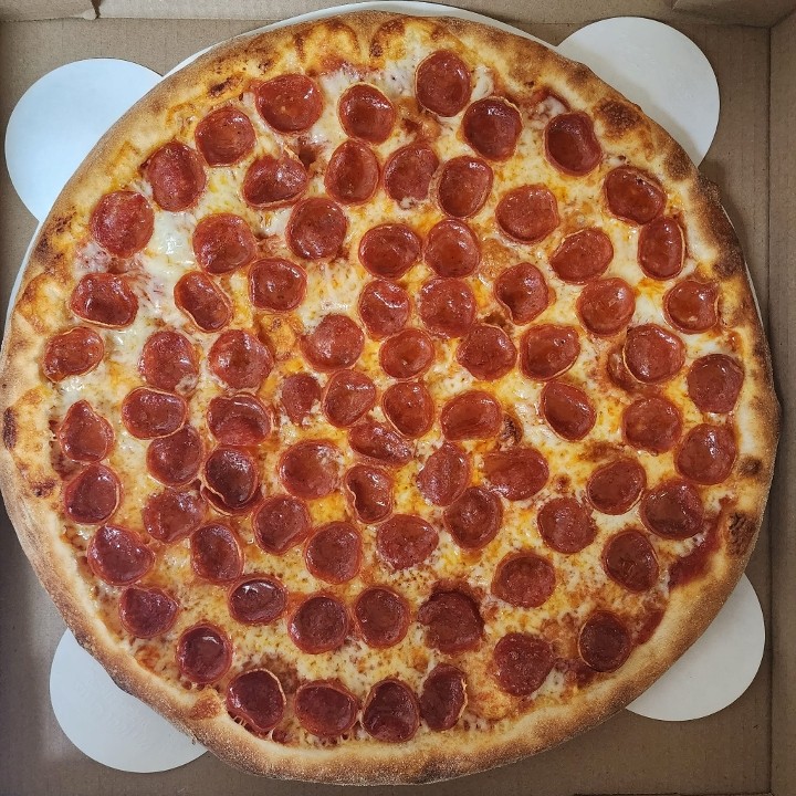 20" Pepperoni Cup n' Char & Hot Honey Drizzle