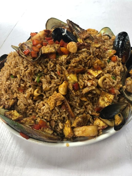 Familiar Chaufa de Mariscos para 4/ Seafood Fried Rice for 4