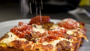 La Pizza Via